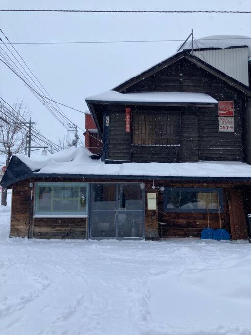 宿泊×編集事務所×土産物店「あさひかわ編集室」 旭川市 エクステリア 写真